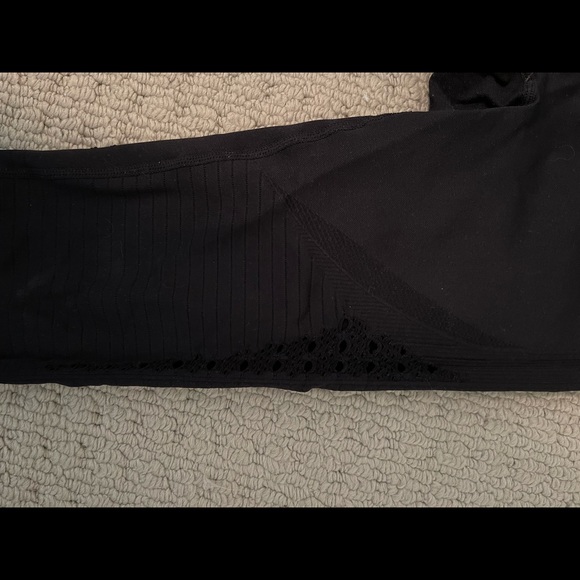 Black Crop GymShark Leggings Seamless - Picture 6 of 6